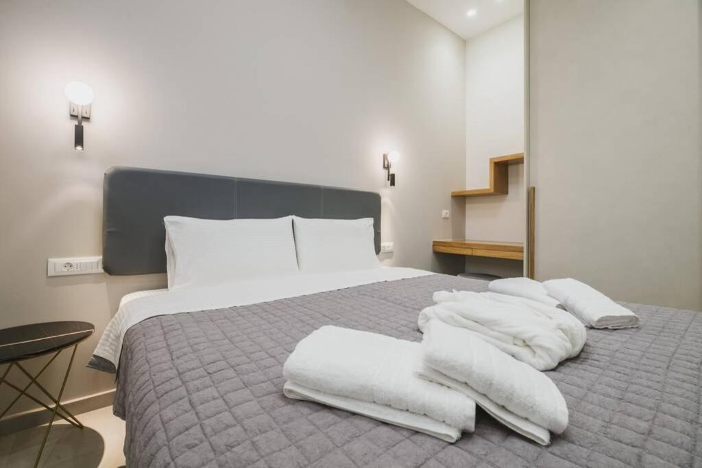 Peris 2 - Central Apt Near Old Town - Ac, Washer Ханя Екстериор снимка